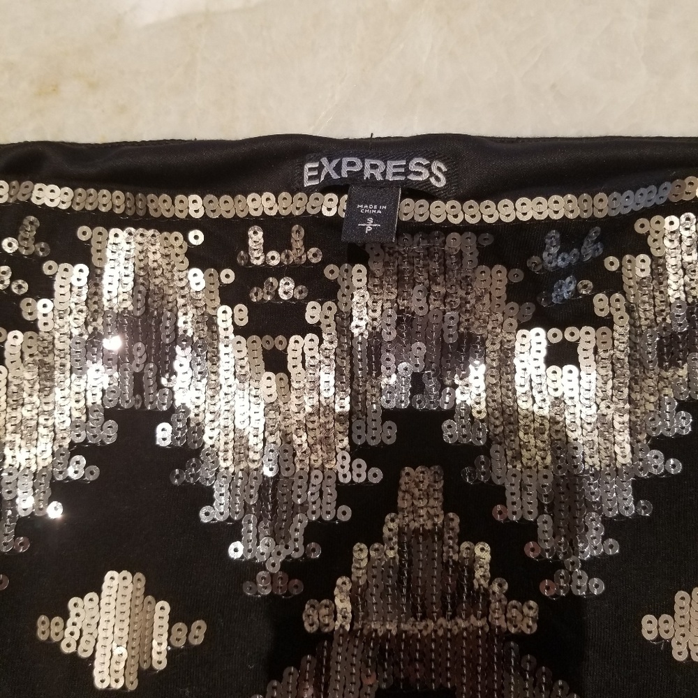 Express mini skirt - Picture 2 of 3